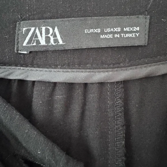 Zara Black Maxi Skirt with Button Detail - Picture 5 of 6